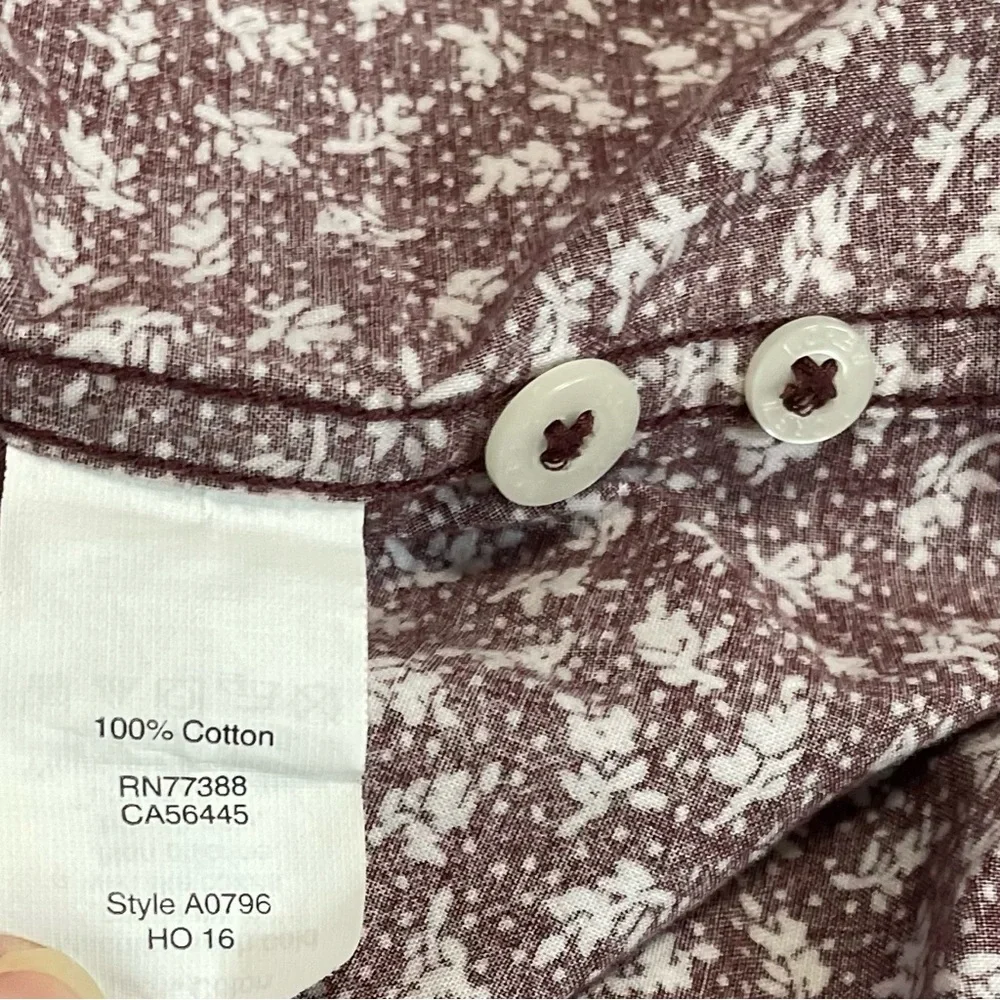 J. Crew Men's Maroon Patterned Button Down Shirt‎ ~ Size Large ~Slim Fit~Office